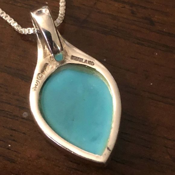 Vintage Sterling Silver and Turquoise Pendant On Sterling Silver Necklace - Picture 4 of 8